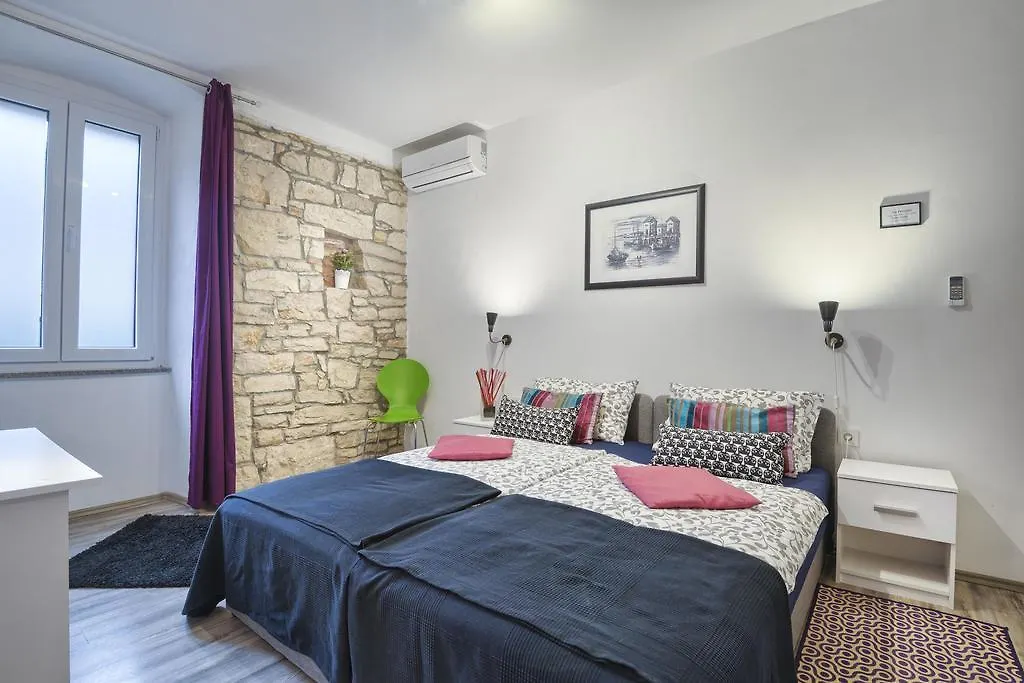 Gostinjska kuća Top Center Rooms & Studio