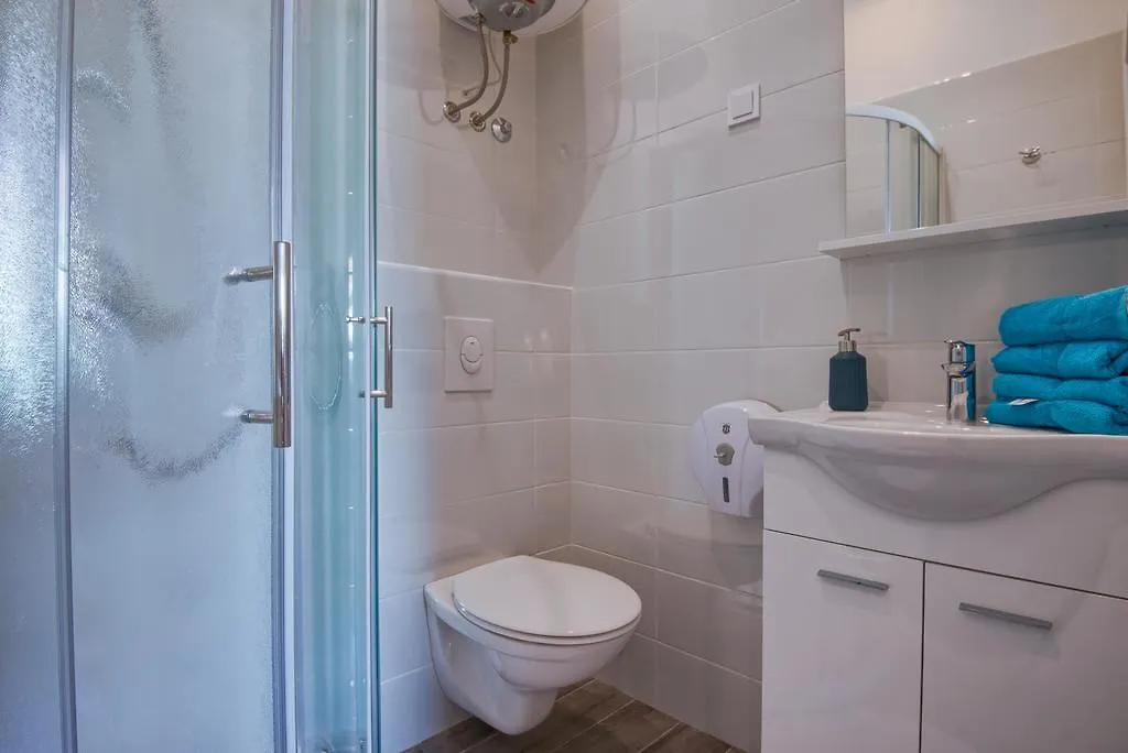 Top Center Rooms & Studio 3*, Pula Croatia